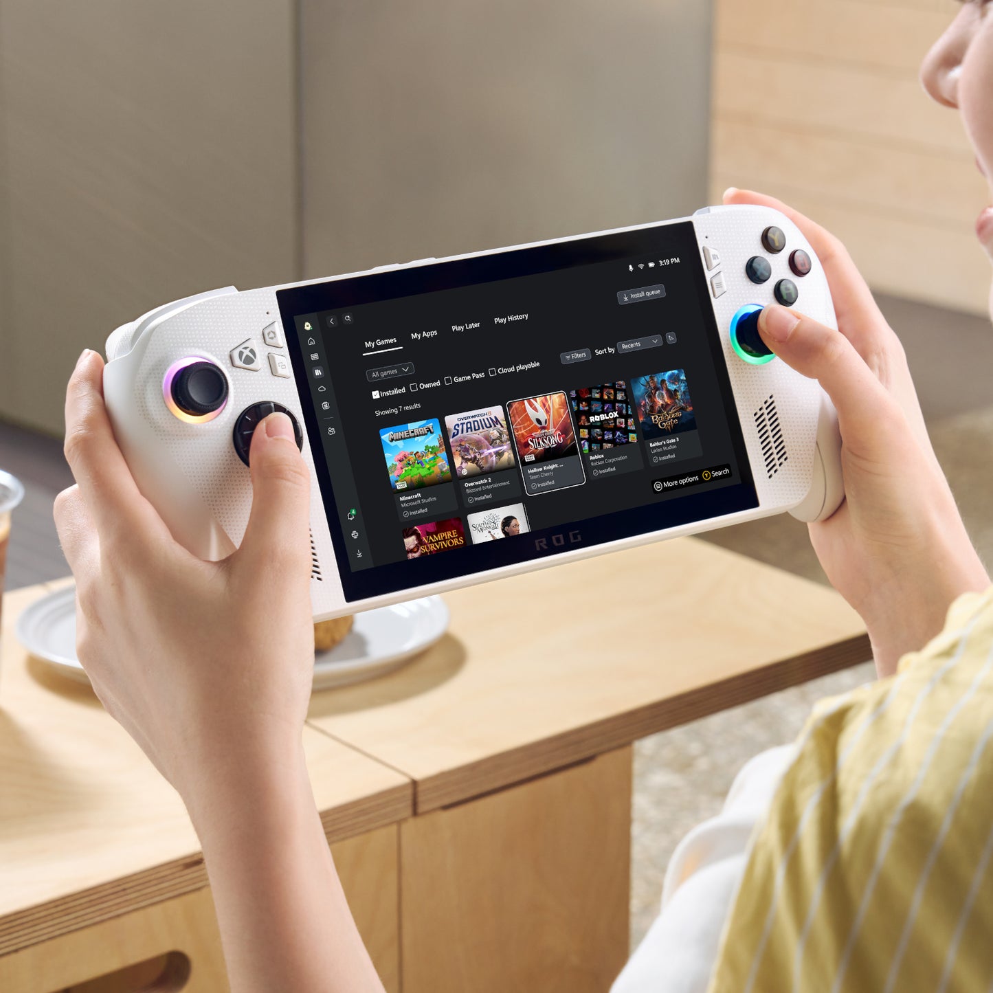 Asus ROG Xbox Ally 7″ Handheld Gaming Console | AMD Ryzen Z2 | 16GB LPDDR5X | Radeon GPU | 512GB SSD | Windows 11 Home