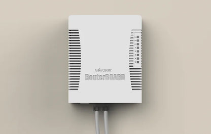 MikroTik hEX PoE - 5 Port Gigabit, 1 SFP PoE Out Desktop Router
