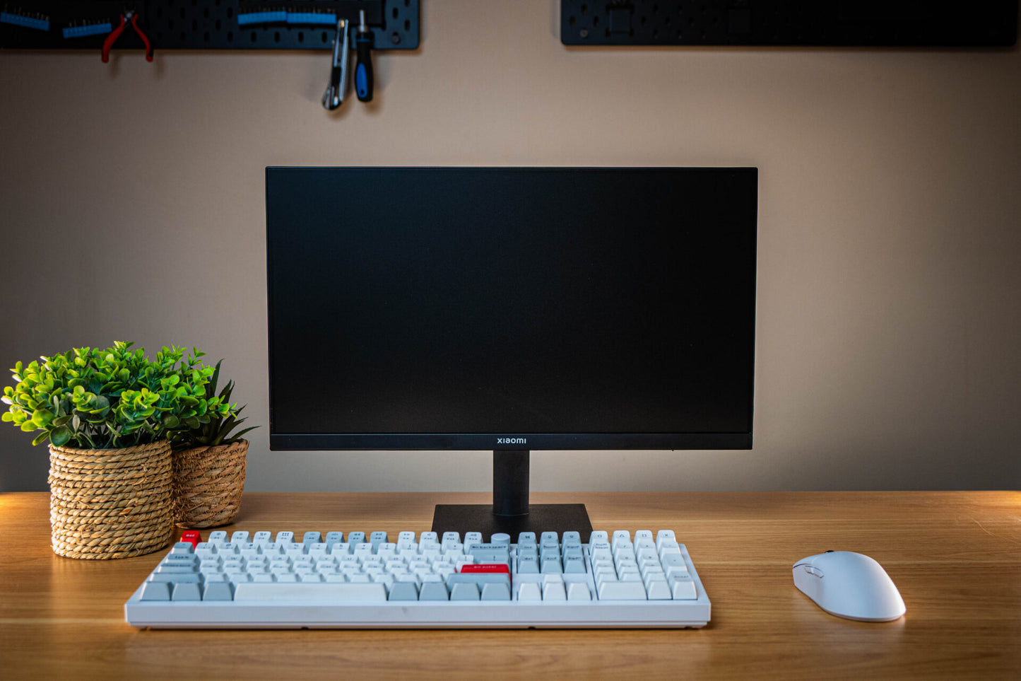 Xiaomi A22i 22″ Full HD 1080p VA Monitor (75Hz, 6ms, 16:9, HDMI/DP, Flicker-Free, & VESA Mount)