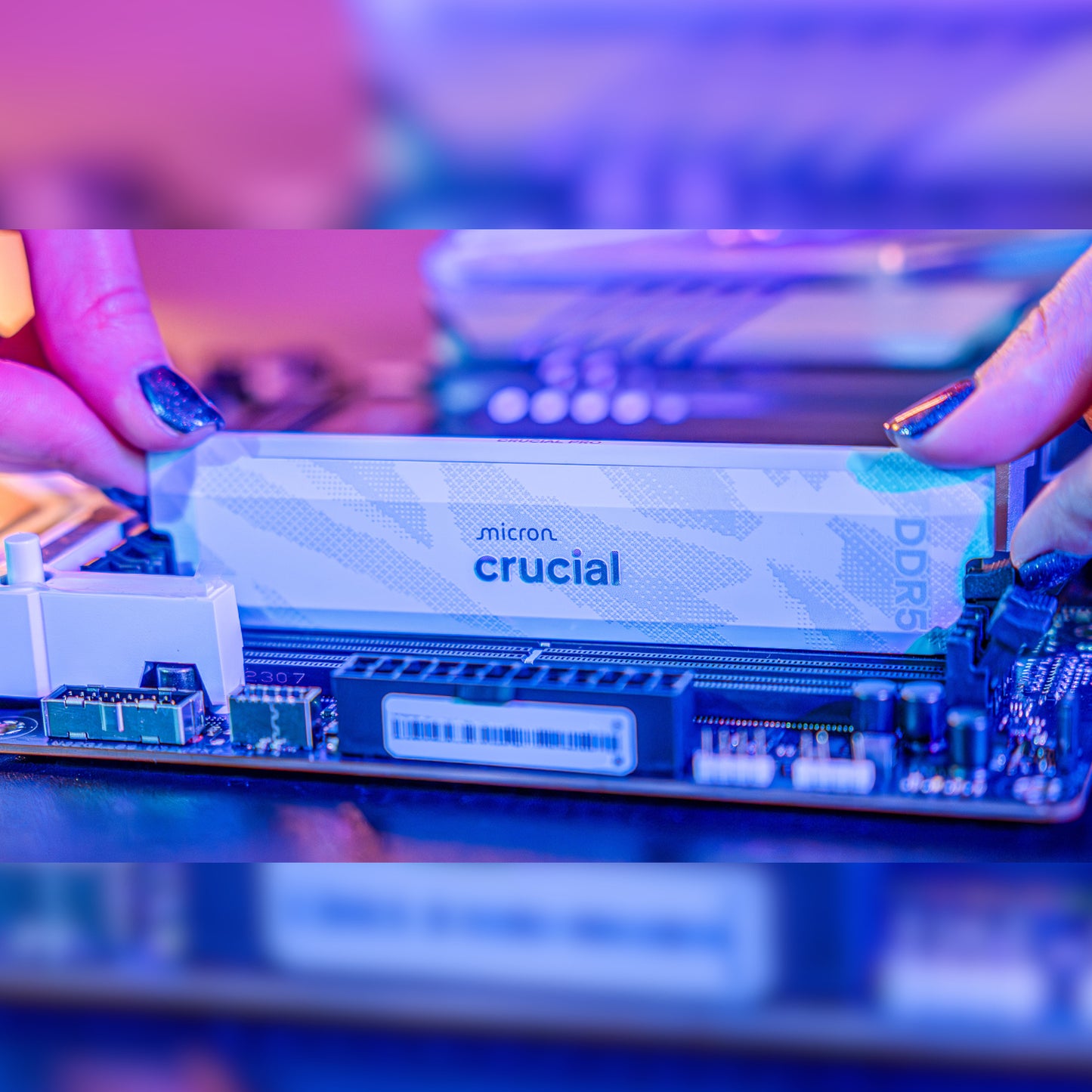Crucial Pro 16GB 6400Mhz DDR5 Desktop OC Gaming Memory – White