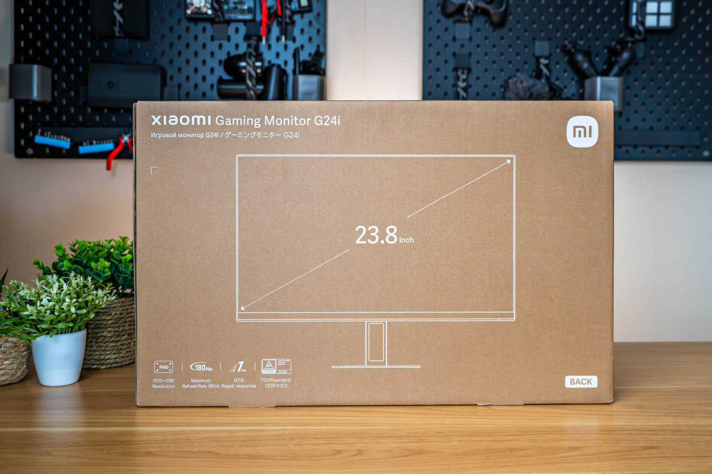 Xiaomi G24i 24″ Full HD 1080p IPS Gaming Monitor (180Hz, 1ms, 16:9, HDMI/DP, & AMD FreeSync)