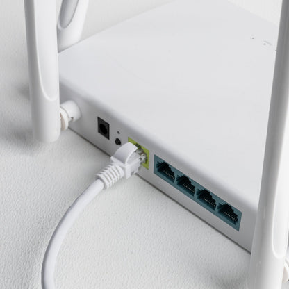 White Gizzu Cat6 UTP Fly Lead Ethernet Network Cable - 0.2m