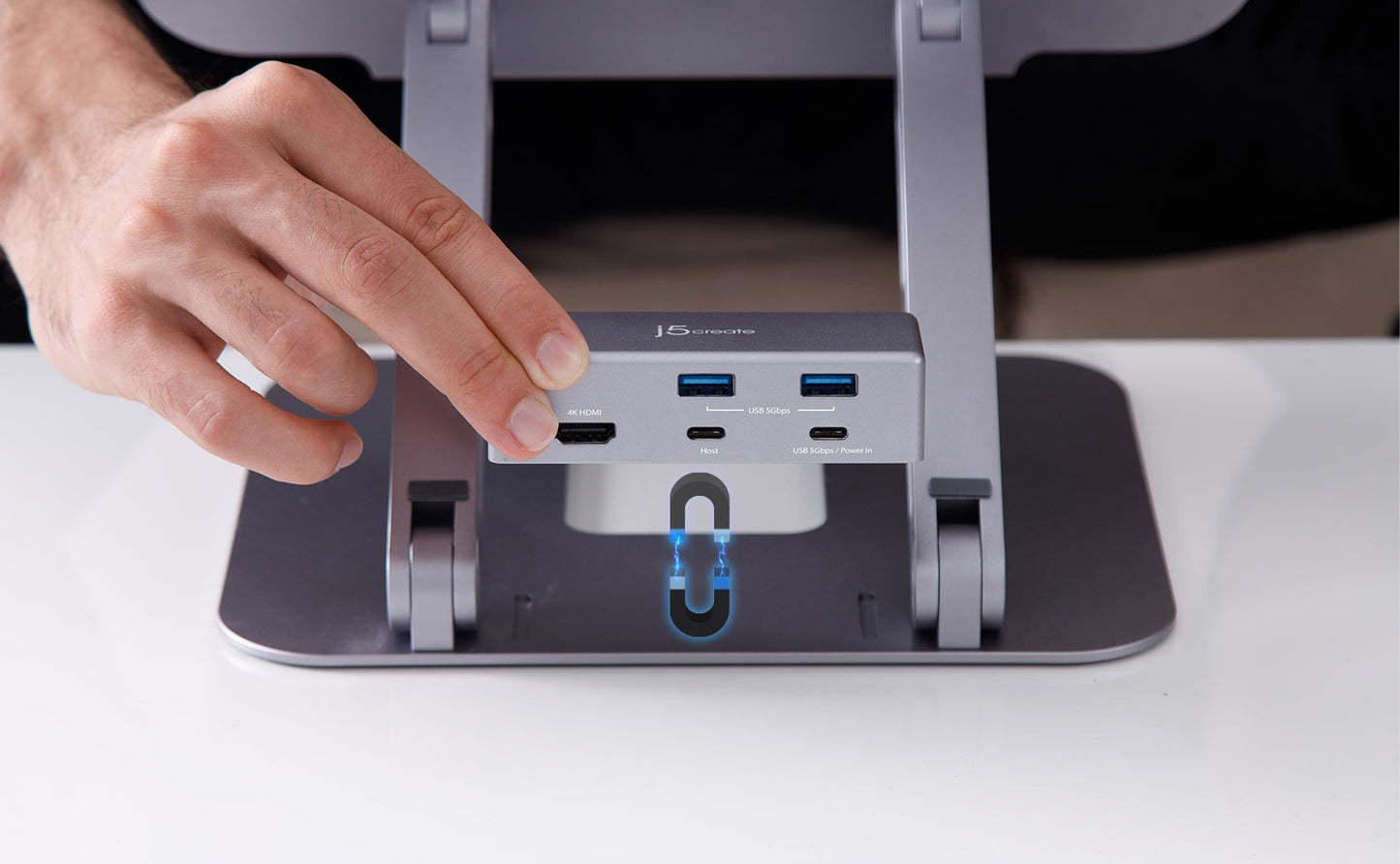 J5create Multi-Angle 4K Docking Stand - JTS327