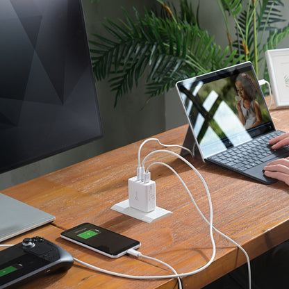 J5create 65W GaN USB-C® 3-Port Travel Charger with changeable AC plugs - JUP3565V