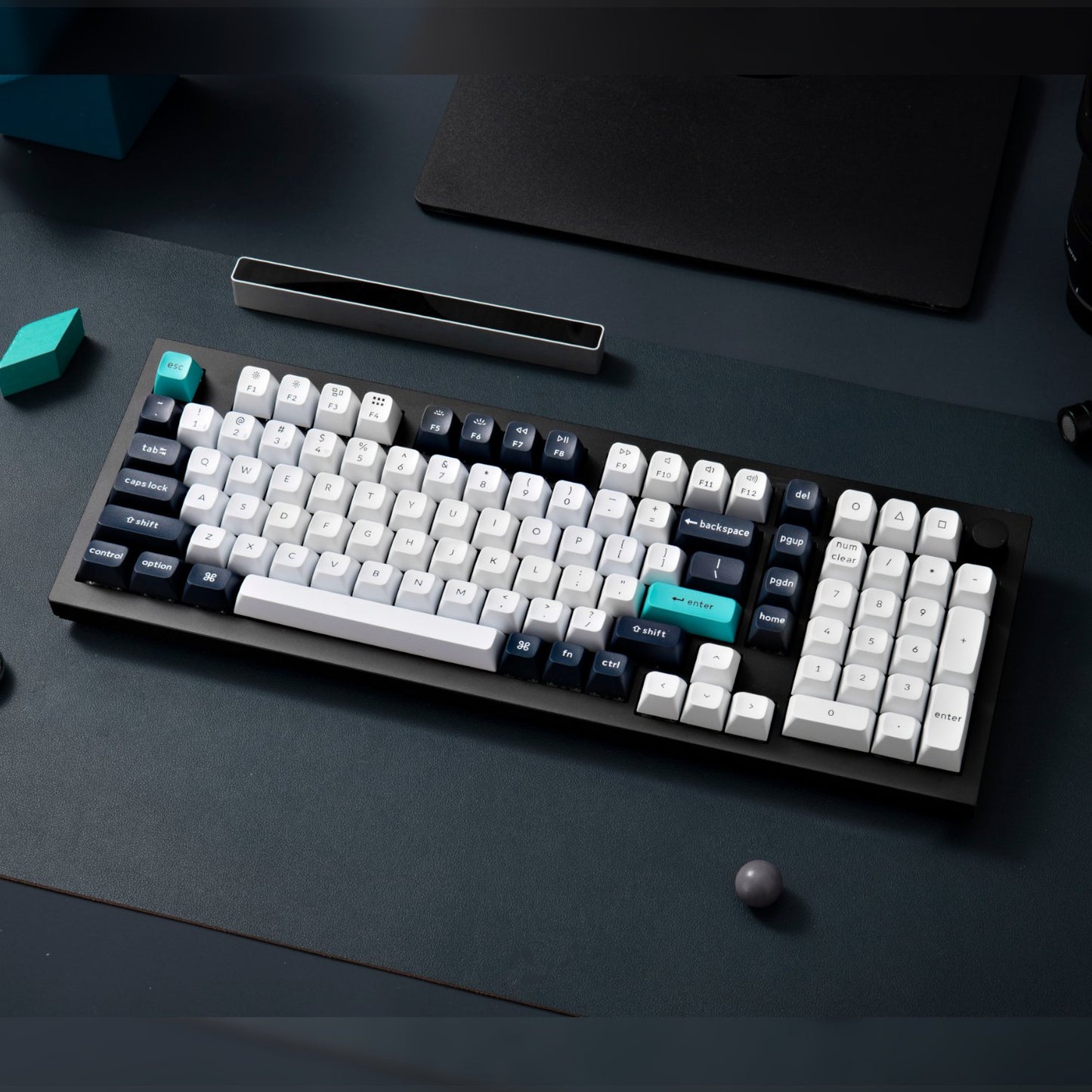 Keychron Q5 Max QMK/VIA Wireless Mechanical Keyboard – Carbon Black, Banana Switches