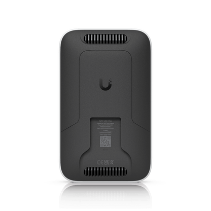 Ubiquiti UniFi 5G Max Modem with PoE input and 2.5Gbps Ethernet
